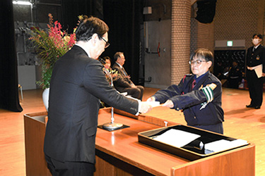 【表彰・実績】東京都警備業協会様より警備員6名が表彰されました